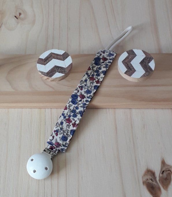 Attache-tétine tissu personnalisée en coton fleuri