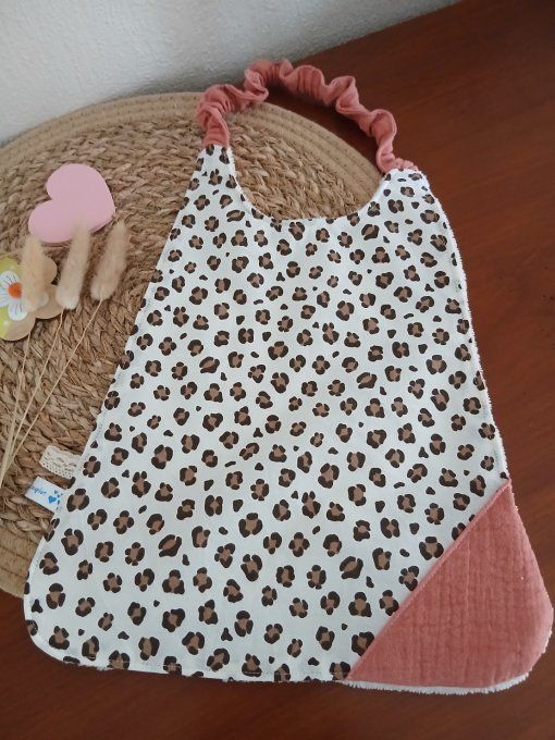 Serviette élastiquée maternelle personnalisée