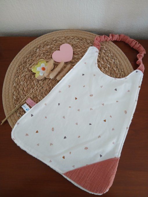 Serviette élastiquée maternelle personnalisée