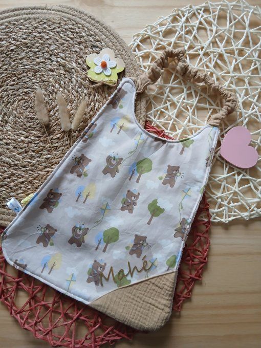 Serviette élastiquée maternelle personnalisée