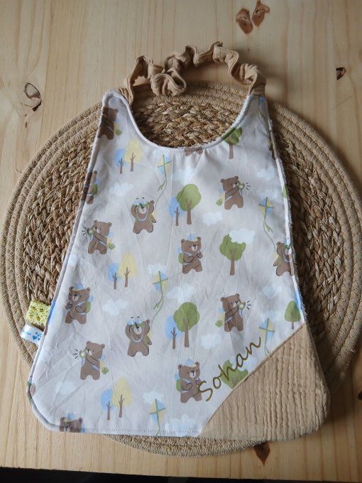 Serviette élastiquée maternelle personnalisée