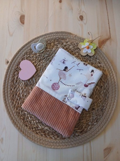 Protège carnet de santé en coton imprimé et velours (plusieurs coloris) 