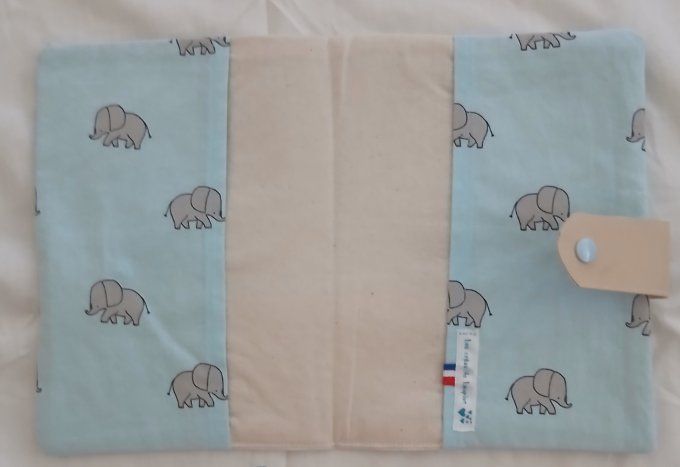  Protège carnet de santé pour bébé motif éléphants