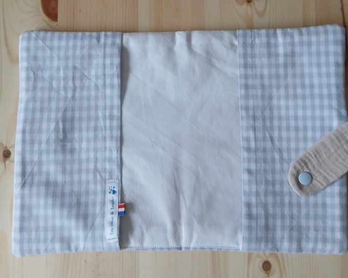 Protège carnet de santé Vichy Rose ou Vichy Bleu