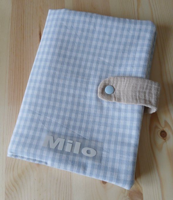 Protège carnet de santé Vichy Rose ou Vichy Bleu