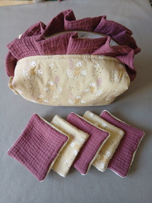  Trousse fleurie beige & 5 Lingettes Lavables