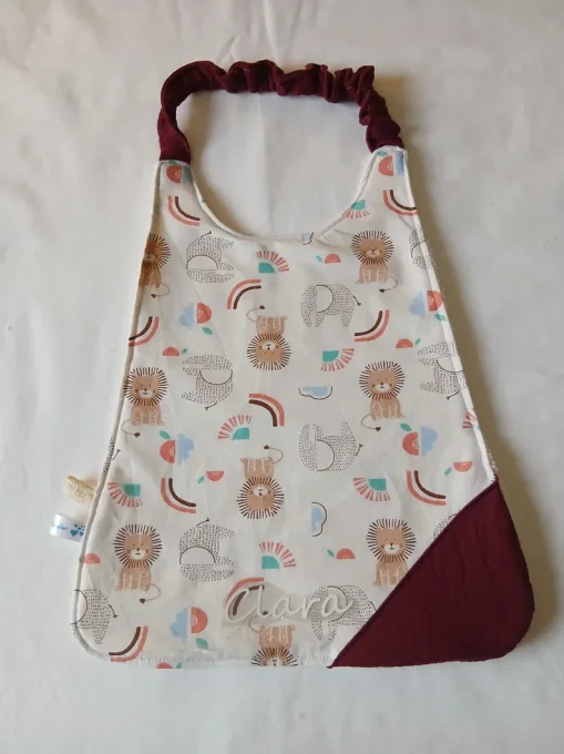 Serviette élastiquée maternelle - taille 2-6 ans